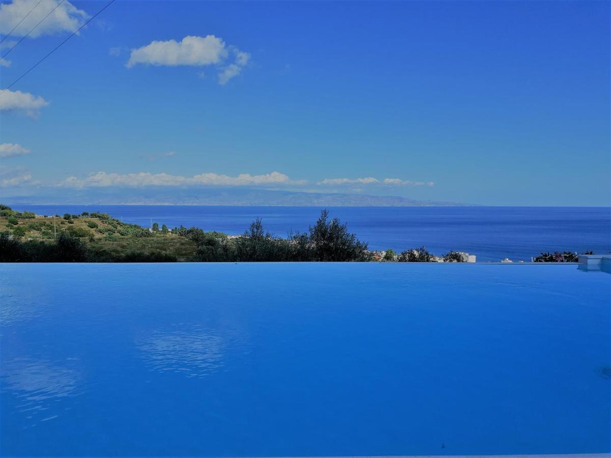 Villa Infinity ∞ Santa Teresa Di Riva Exterior foto