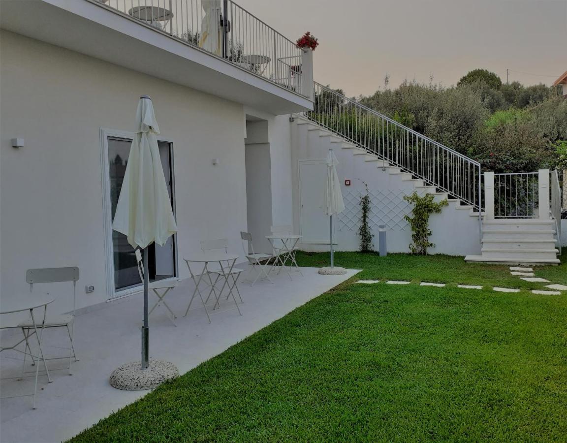 Villa Infinity ∞ Santa Teresa Di Riva Exterior foto